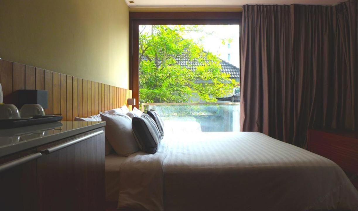 Luxx Langsuan - Sha Hotel